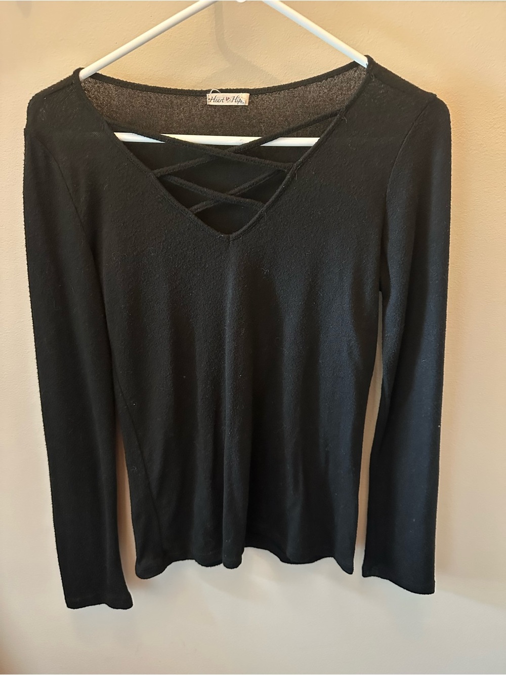 Heart & Hips Black Crisscross V-Neck Long Sleeve Top